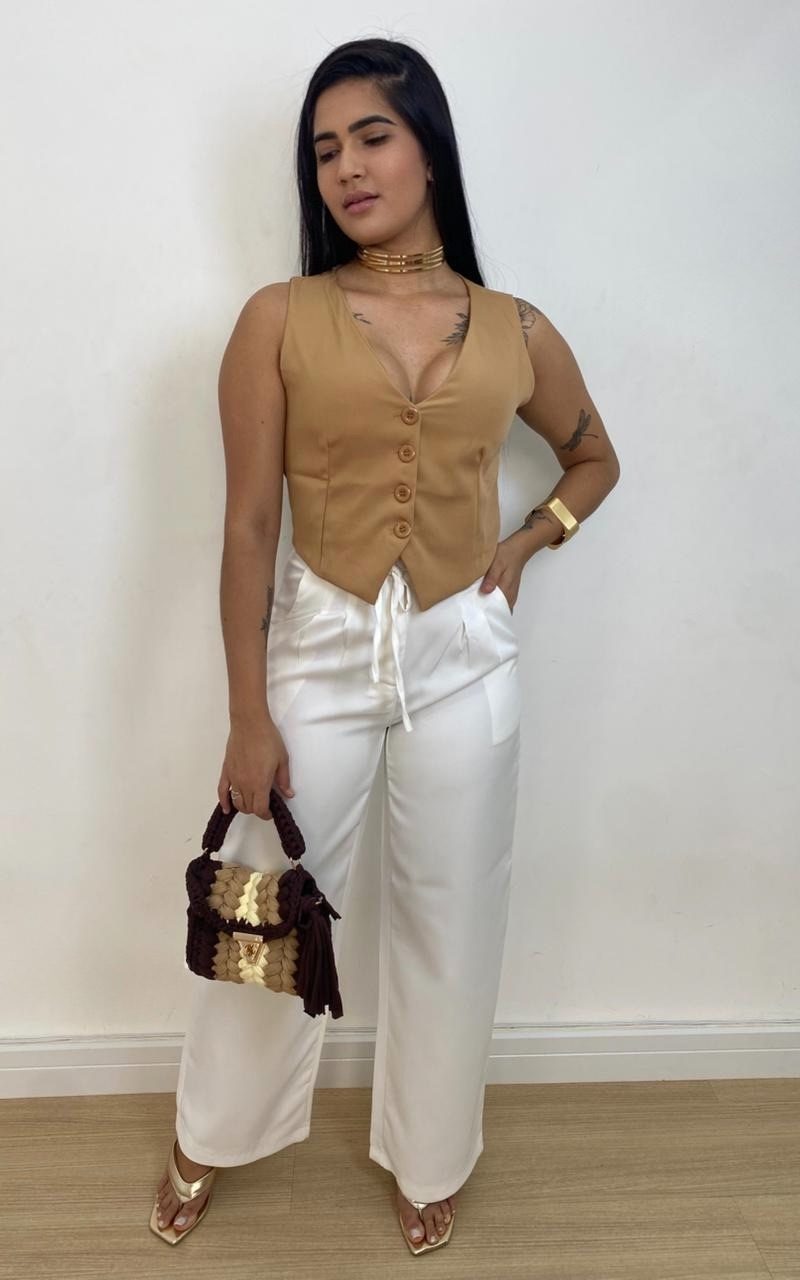 colete alfaiataria mari caramelo