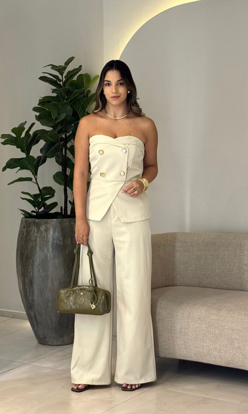 conjunto pietra nude